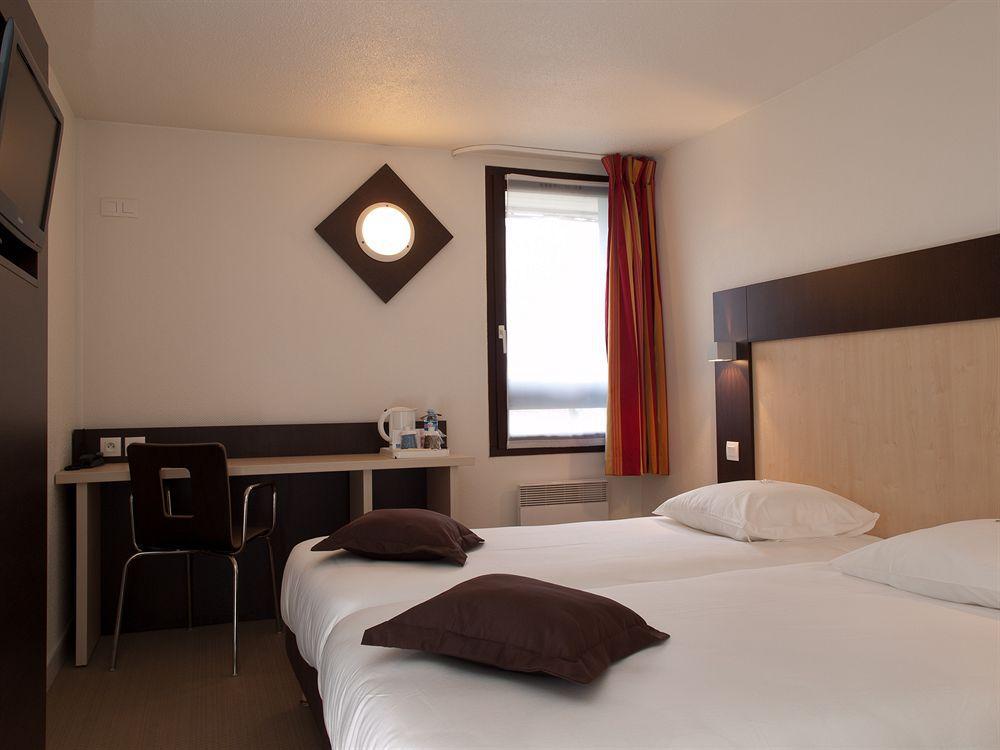 Kyriad Rouen Nord - Mont Saint Aignan Zewnętrze zdjęcie